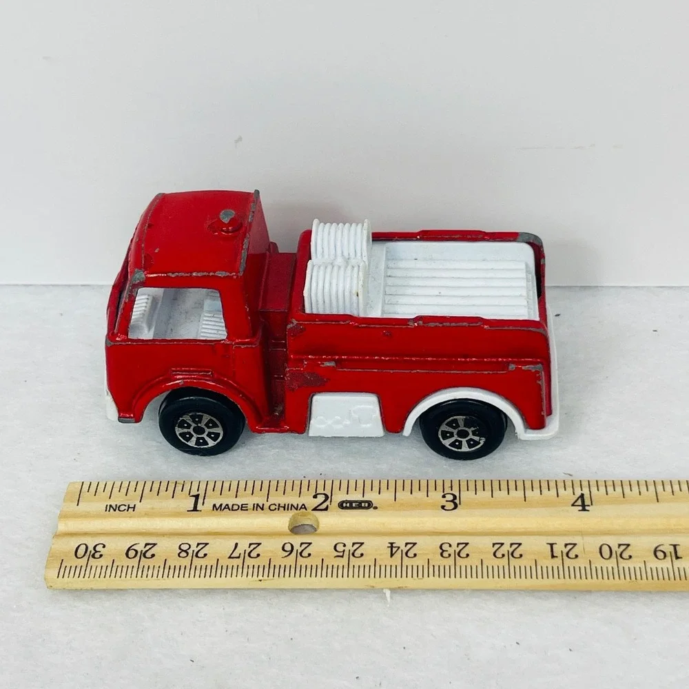 Vintage Tootsietoy Diecast Fire Truck Red White Pumper Emergency Vehicle Toy
